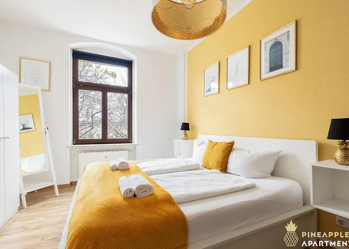 Pineapple - Zwinger - 55qm * Dresde